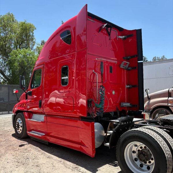 Road Tractovan. Venta de Cajas Secas
