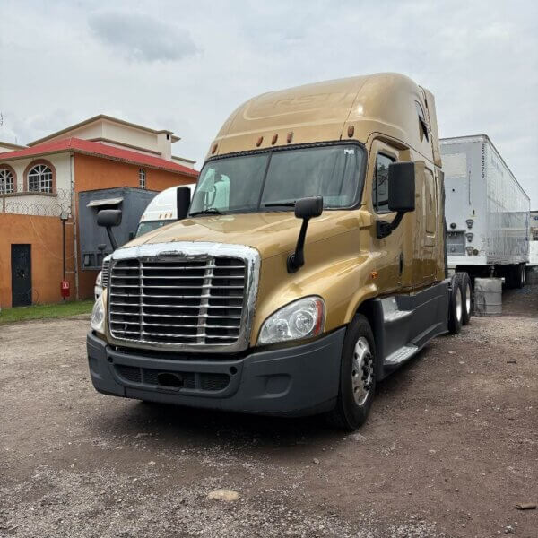CAMIÓN FREIGHTLINER CASCADIA 2014 #307