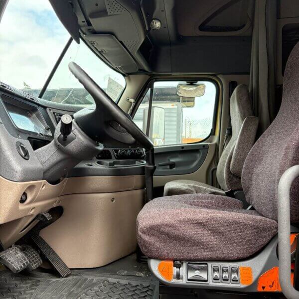CAMIÓN FREIGHTLINER CASCADIA 2014 #307 - Imagen 10