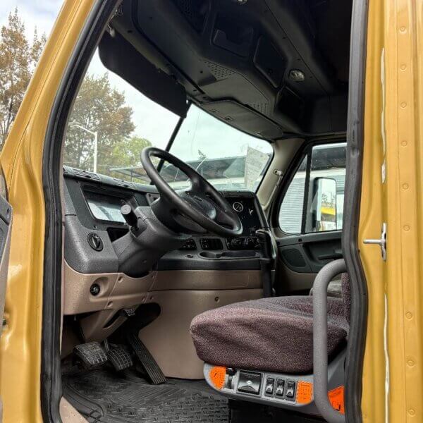 CAMIÓN FREIGHTLINER CASCADIA 2014 #307 - Imagen 9