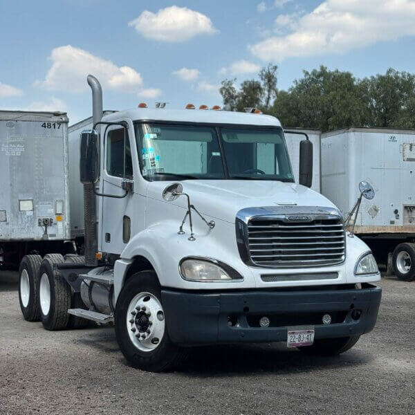 CAMIÓN FREIGHTLINER COLUMBIA 2008 #224