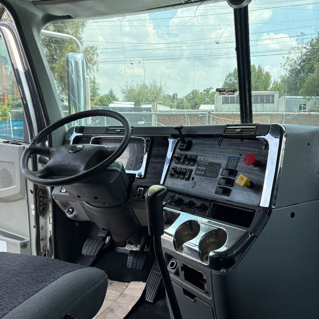 CAMIÓN FREIGHTLINER COLUMBIA 2012 #208 - Imagen 10