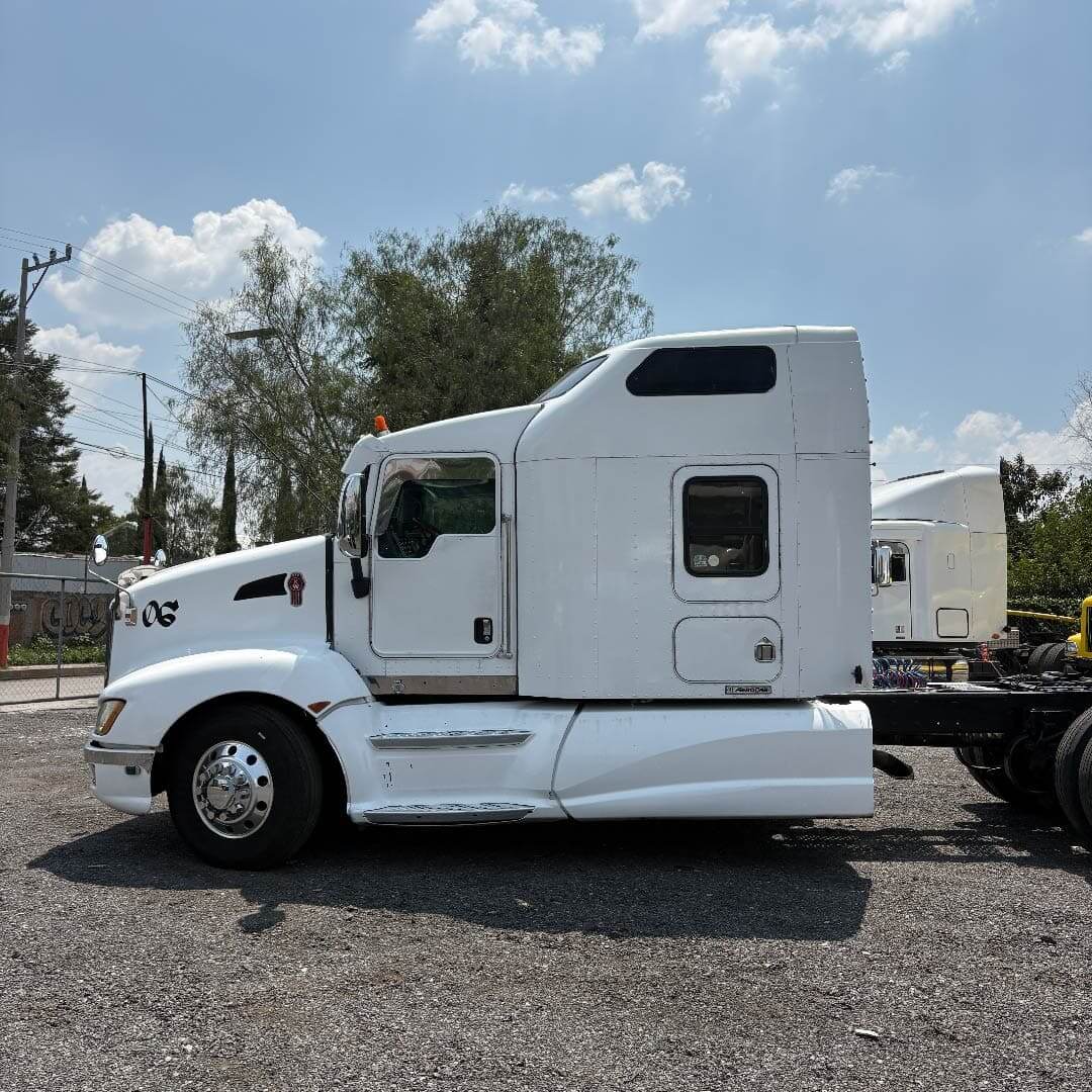 CAMIÓN KENWORTH T660 2010 #06 - Imagen 4